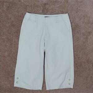 Dockers Women's Size 6 White Cream Bermuda Capri Pants, Golf Beach Vacation